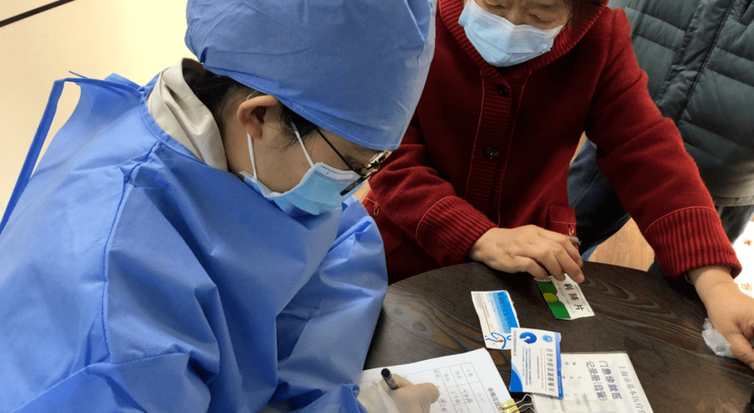 本溪24小时套医保卡回收商家(急用钱24小时医保提取)